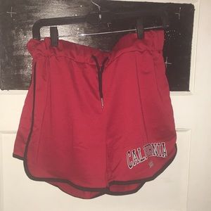 California logo high wasted red short